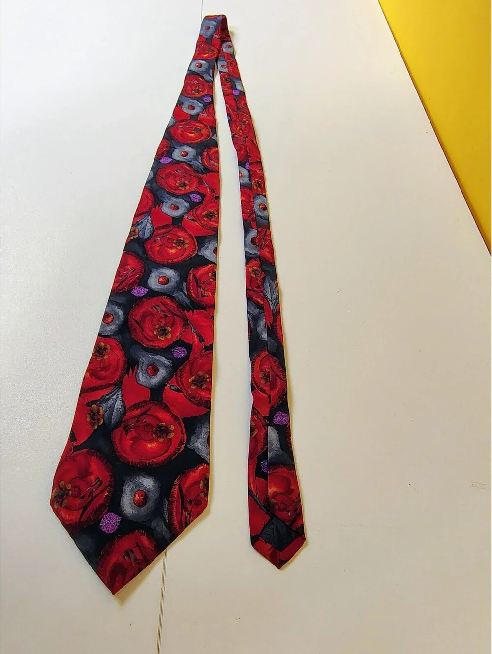 Vtg J Garcia Jerry Garcia Tie Snail Garden Collection Nine Red Black Floral Silk